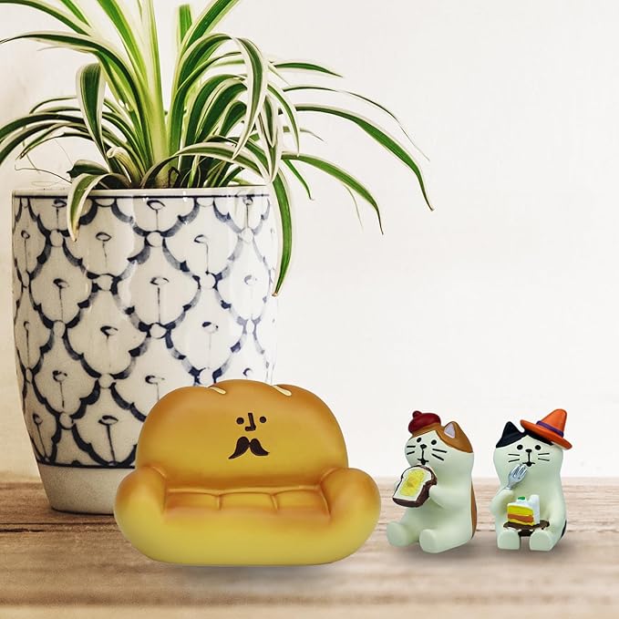 2Pcs Cute Mini Cat Figurine with Bread Sofa Resin Cat Figure for Office Home Decor - Cute Cat Gift for Cat Lovers