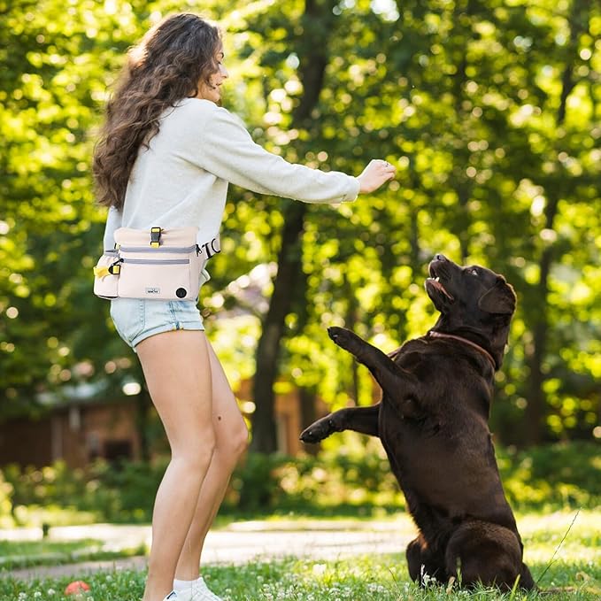 Dog Treat Pouch, Pet Training Pouch, Hand Free Dog, Pet Feed Snack Reward, for Travel or Outdoor,3 Ways to Use