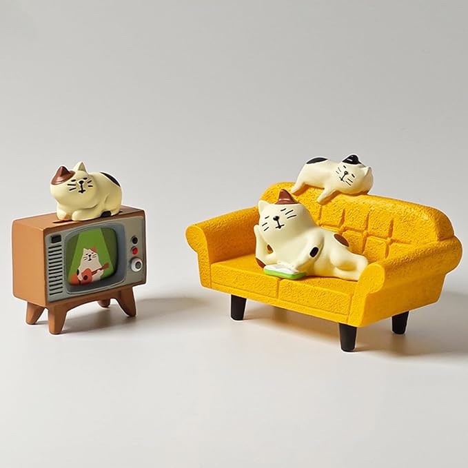 Miniature Frog Figurines Cute Desk Decor Frog Gifts for Adults