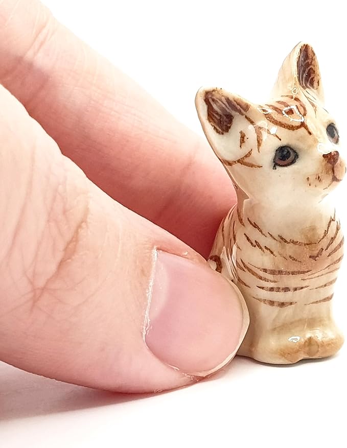 WitnyStore Tiny 1⅛" Brown Tabby Shorthair Cat Sitting Tilt Head Figurine - Miniature Hand Made Painted Ceramic Cats Kitten Feline Animal Cute Porcelain Decorative Collectible Figurines Décor Gifts
