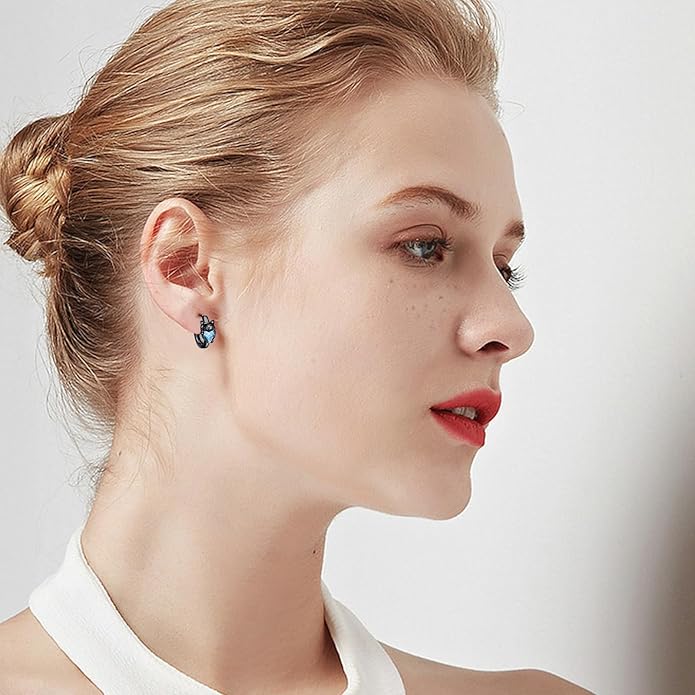 925 Sterling Silver Cat Earrings Cute Animal Kitten Stud Earrings cat Jewelry Gifts for Women Girls Hypoallergenic Earrings for Sensitive Ears