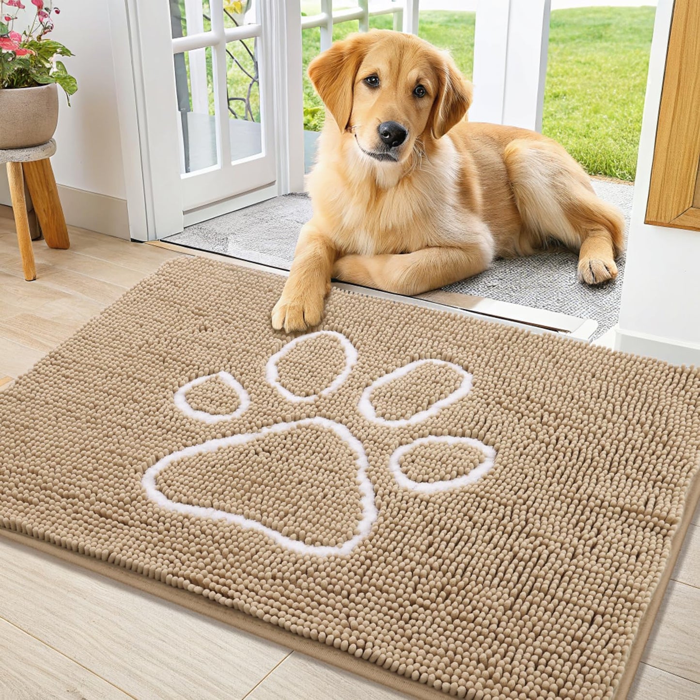 Smiry Dog Door Mat for Muddy Paws, Absorbent Dirt Trapper Non Slip Quick Dry Washable Chenille Mat for Mud Dogs, Entry Rug for Indoor and Outdoor (36x24 Inches, Beige)