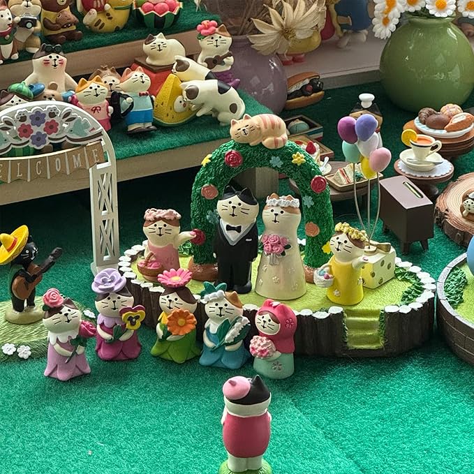 Miniature Cat Figurines Mini Cat Figurines Wedding Bridesmaid Cat Cute Desk Decor