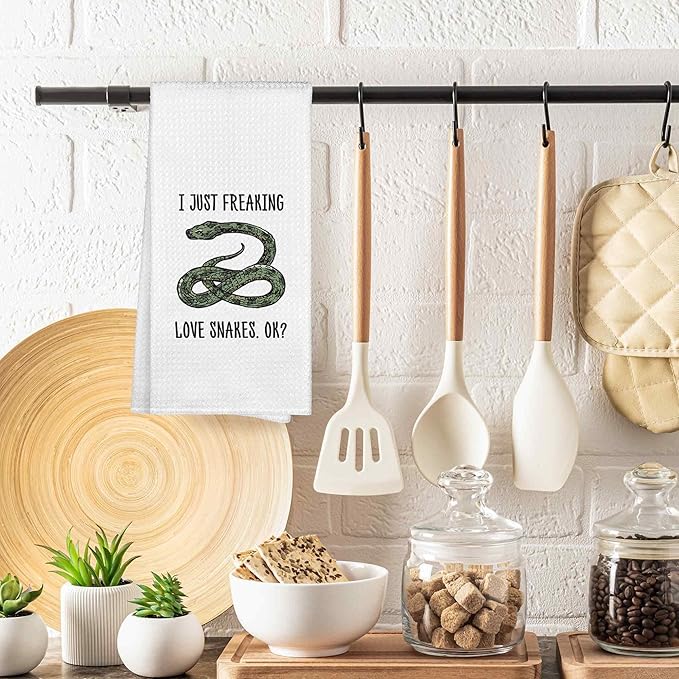 I Just Freaking Love Snakes Kitchen Towels Decorative Gifts for Snake Lovers 16x24, Snake Dish Towel Cloths Dishcloths Tea Towel, Snake Bathroom Kitchen Hand Towel Decor