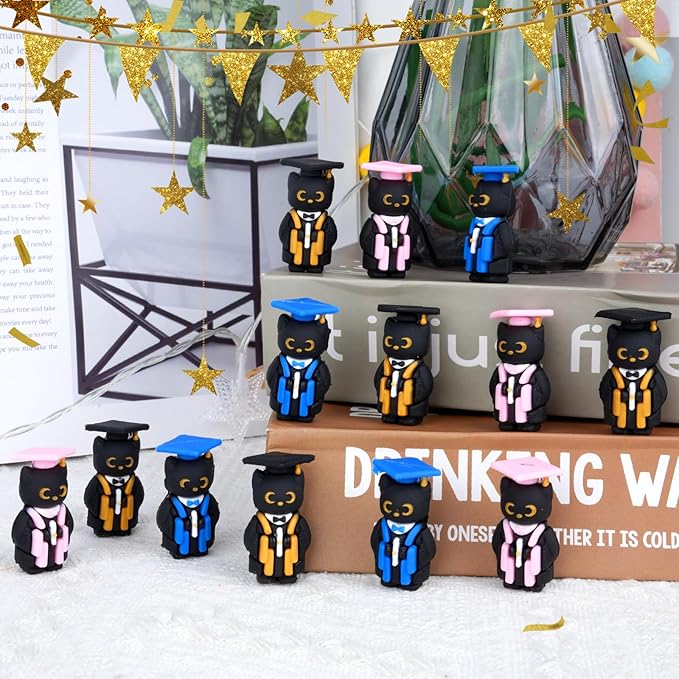 Cat Figurines, 20 PCS Black Cat Mini Resin with Cap Graduation Decorations Class of 2025, PVC Miniature Black Kitten Figures Grad Gifts for Kindergarten High School Party Favors