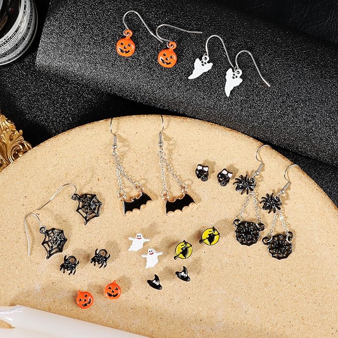5-26Pairs Halloween Thanksgiving Fall Christmas Theme Earrings Set Holiday Earrings Halloween Stud Earrings Set Spider Pumpkin Ghost Bat Web Skull Drop Earring Holiday Jewelry Gifts